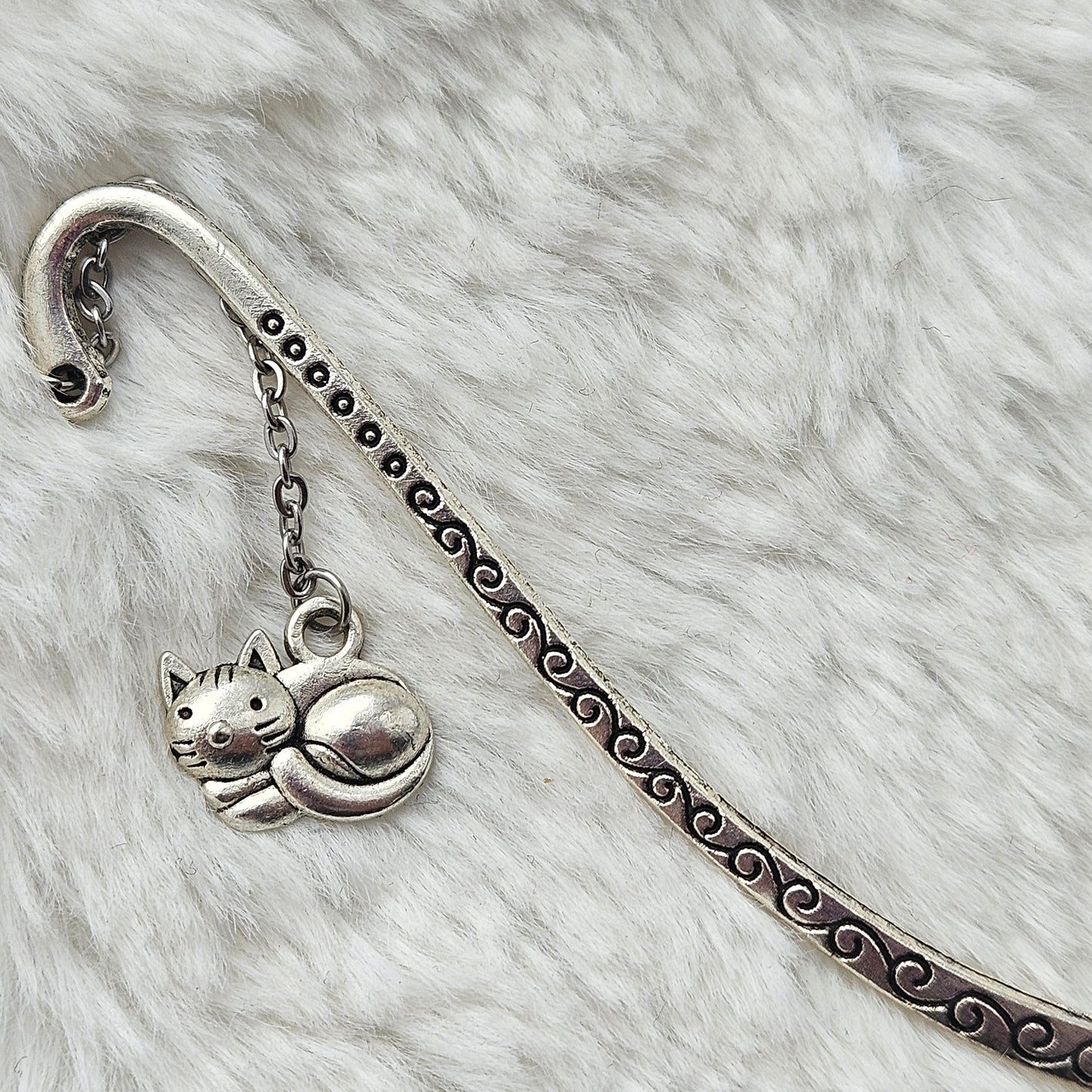 Cat bookmark