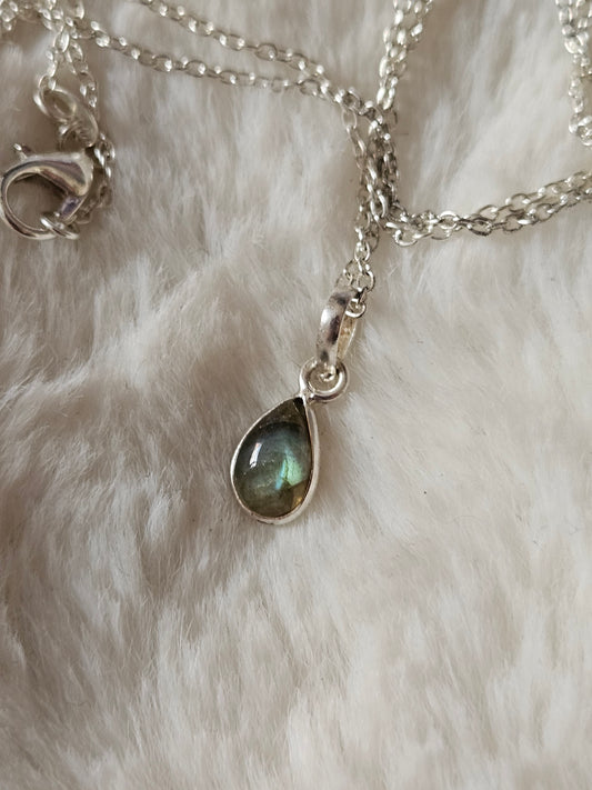 Sterling Silver Labradorite Teardrop Necklace