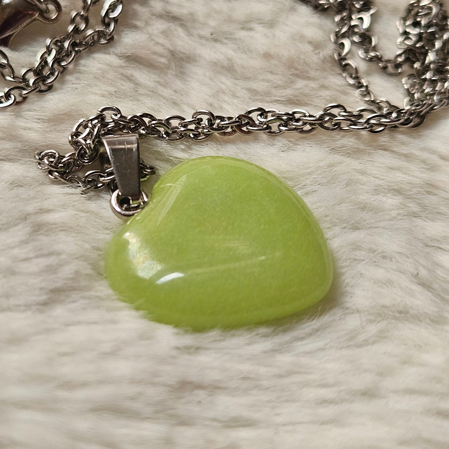 Green Dyed Quartz Heart