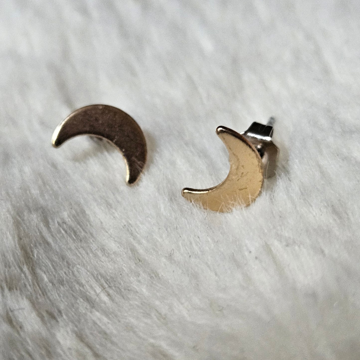 Moon Studs